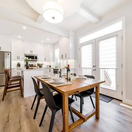 Modern Nordic Escape, 3Br Near Wem & Dt, Aircon & Fireplace, Wifi, Sleeps 6! Edmonton Eksteriør bilde