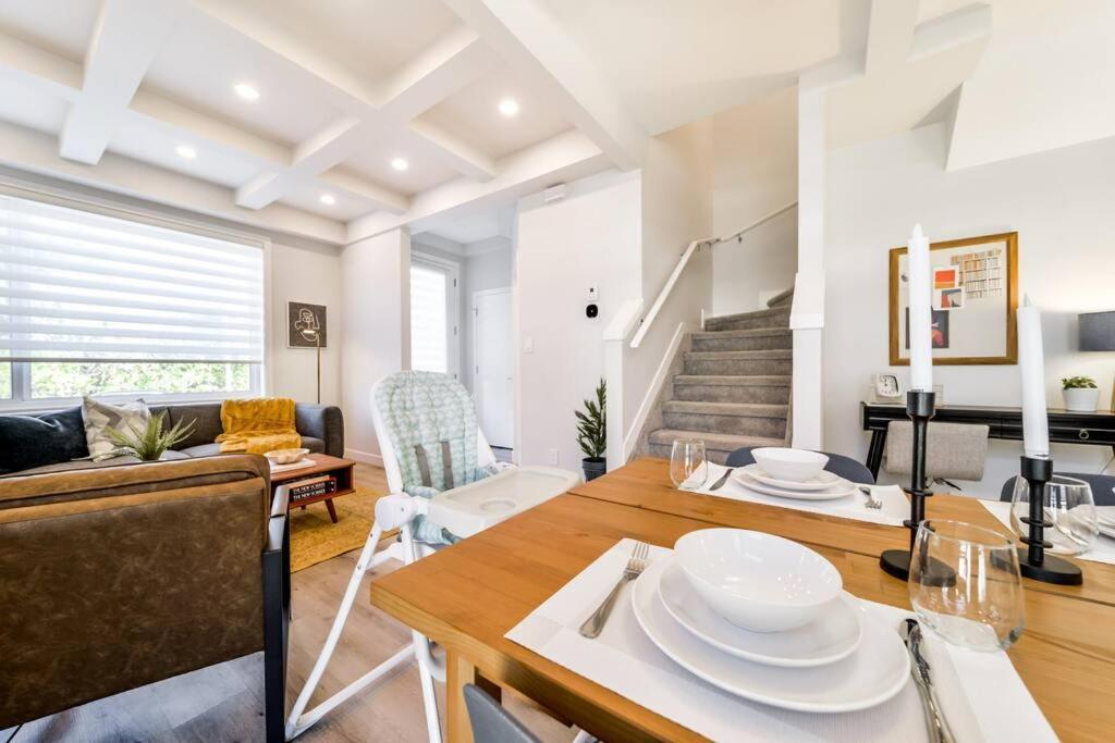 Modern Nordic Escape, 3Br Near Wem & Dt, Aircon & Fireplace, Wifi, Sleeps 6! Edmonton Eksteriør bilde