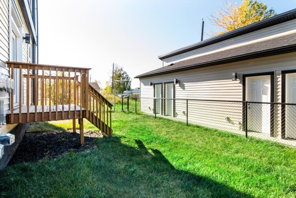 Modern Nordic Escape, 3Br Near Wem & Dt, Aircon & Fireplace, Wifi, Sleeps 6! Edmonton Eksteriør bilde